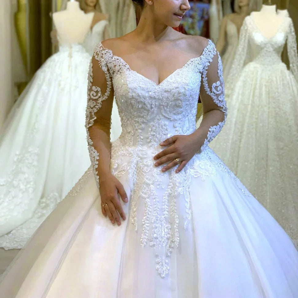 Wedding Dress Ball Gown V Neck Appliques Full Sleeve Wedding Dress