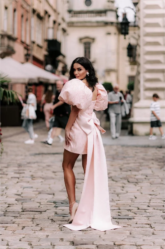 Pink bridal gown mini bow and puff sleeves