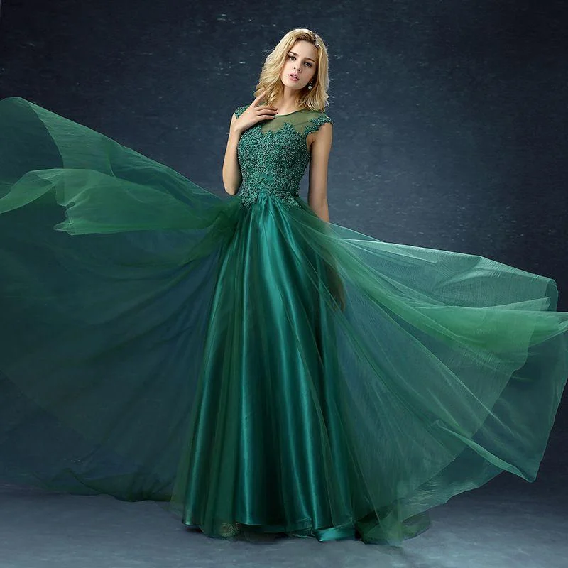 Women Elegant Green Color Classic Lace Sleeveless Floor Length Evening Party Dress