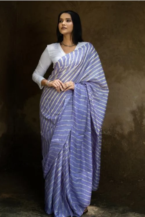 Striped Elegance. Hand Dyed Lehariya Tussore Silk Saree - Lavender & Beige