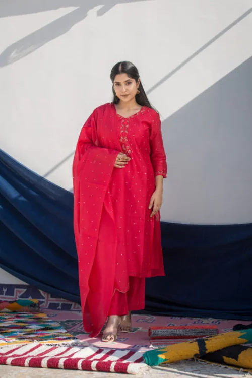 Urmul'Aroos' Festive' Chanderi Kurti.(3Pc Kurta,Pant And Dupatta Set)